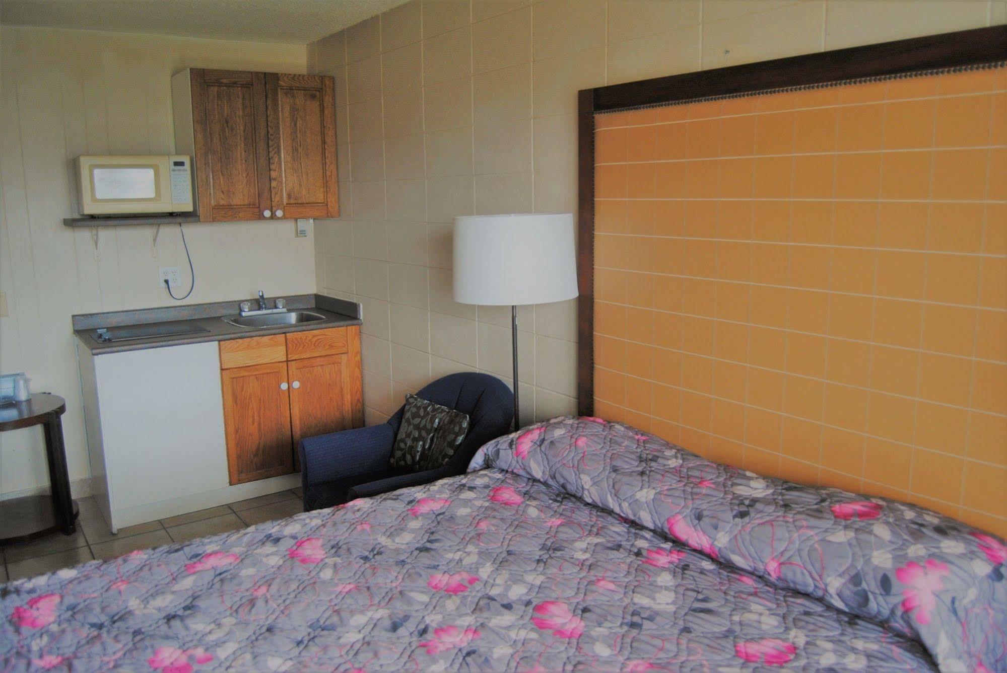 Derrick Motel エドモントン エクステリア 写真